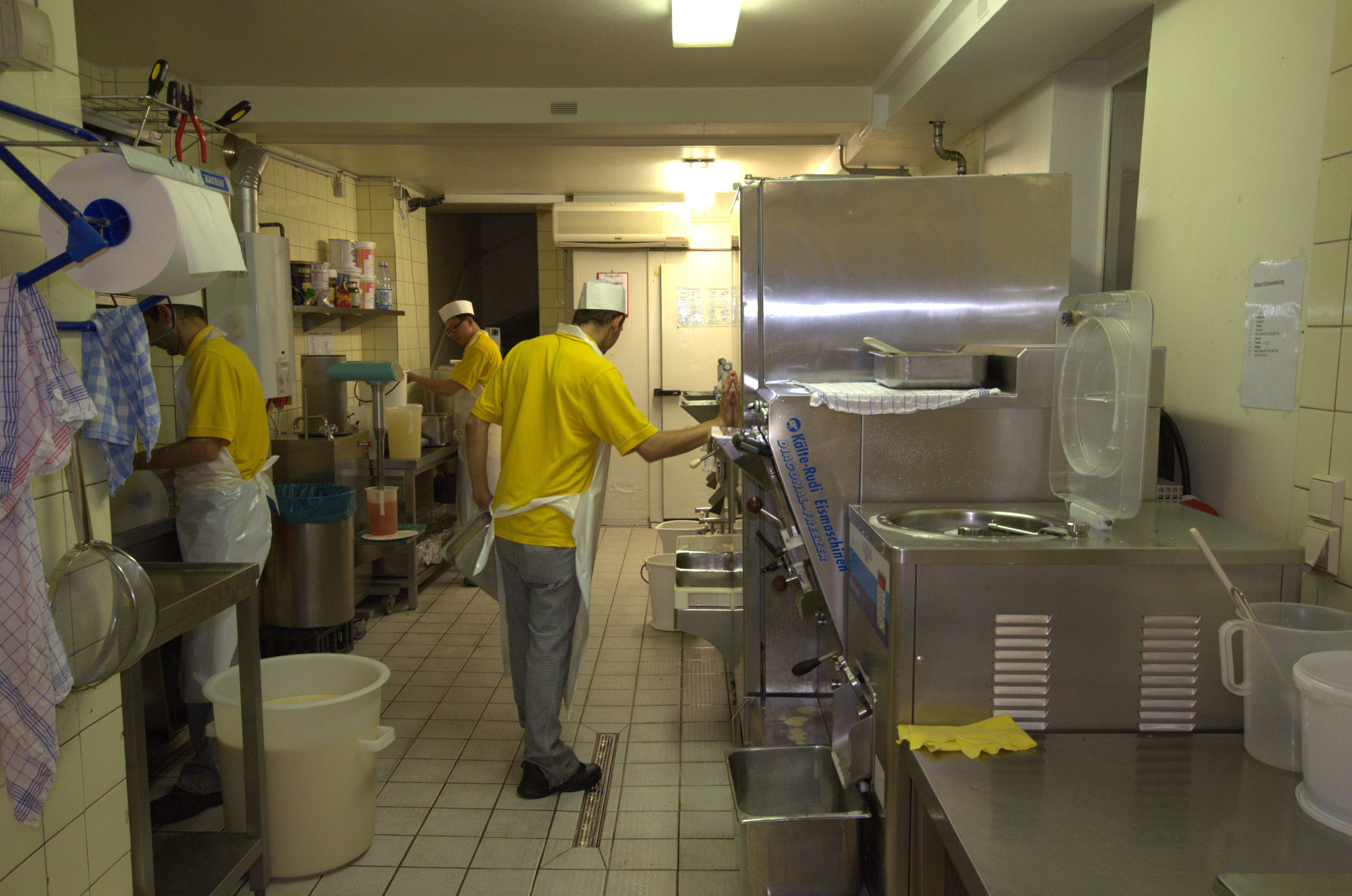 Produktion von Calchera Gelato in der Eismanufaktur Trier
